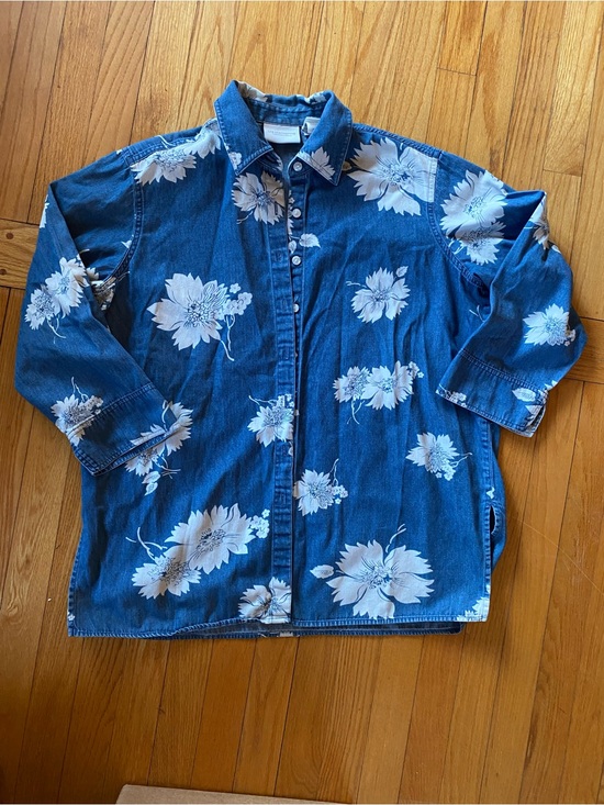 Liz Claiborne Tops - VTg Liz Claiborne Blue Denim Floral Button-Down Denim